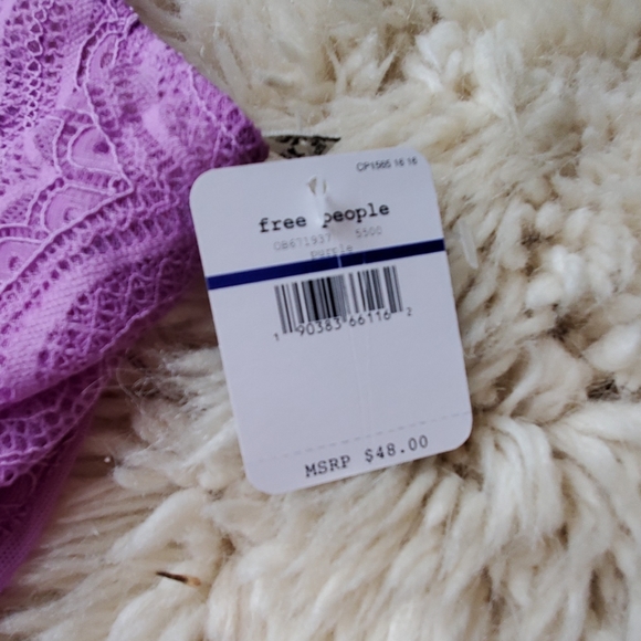 Intimatly Free People Lilac Clara Lace Tanga Bra - Picture 4 of 8